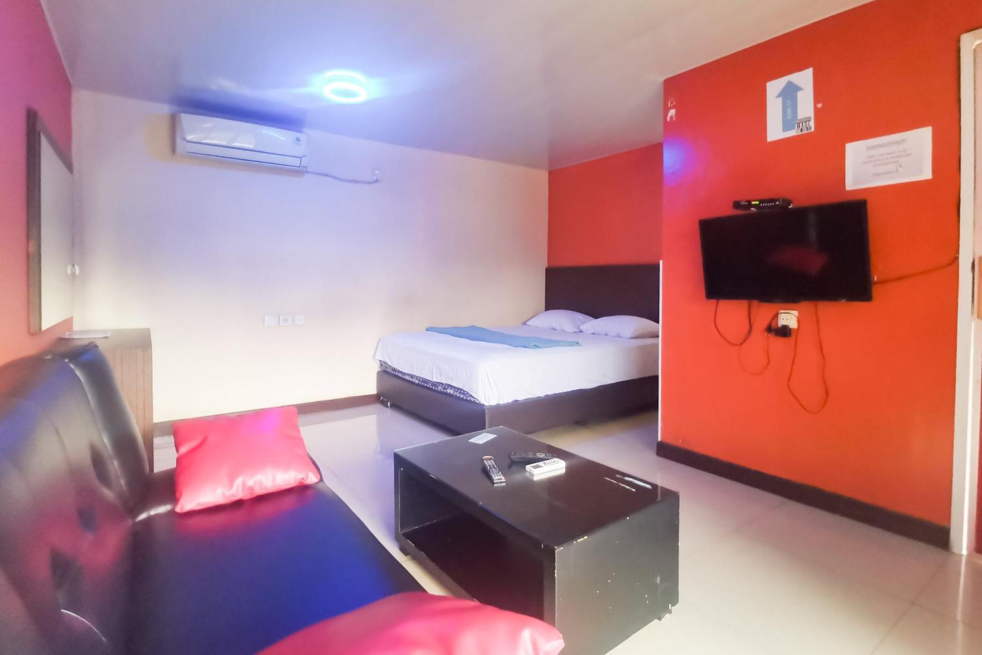 Hotel Container Inn Mitra Reddoorz Gadok 외부 사진