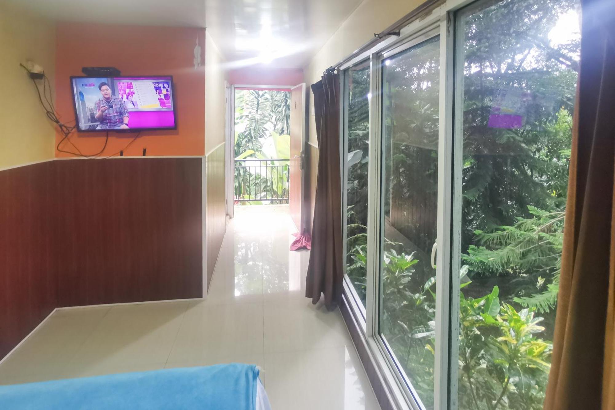 Hotel Container Inn Mitra Reddoorz Gadok 외부 사진